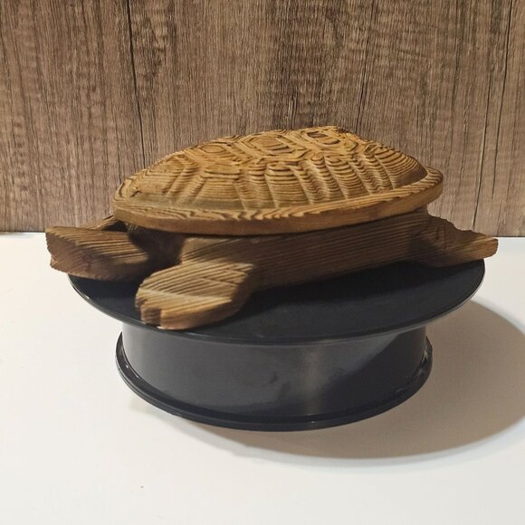 Vintage Sea Turtle / Tortoise Shaped Wooden Incense Box Trinket Storage - Picture 1 of 13